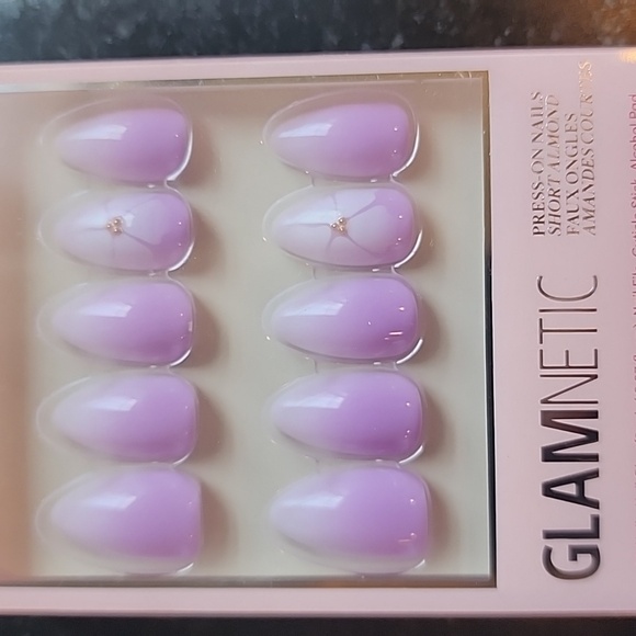NIB Set Of Three Glamnetic Press On Nails Summer Edition - Picture 3 of 12